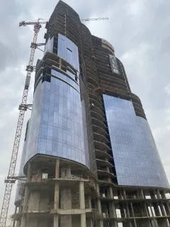 محلات ومكاتب بشركه النيل العاصمه الاداريه الجديده ناطحات سحاب