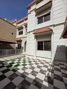 فيلا فاخرة للإيجار في المنقف سكن راقٍ مع مسبح خاص