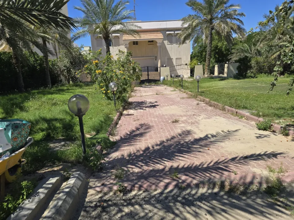 House For Sale in Surra