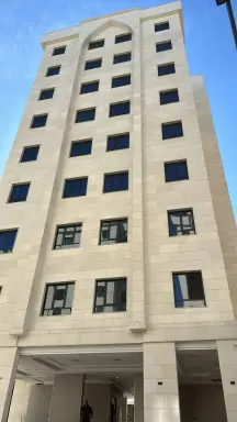 عمارة للبيع في ميدان حولي