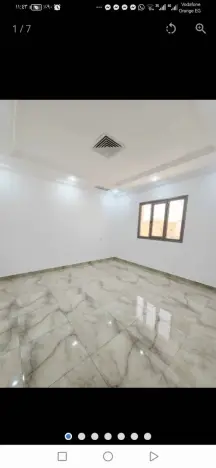 للإيجار: شقة راقية في العمرية – نظام دور كامل 🏠