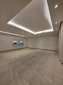للايجار بالرميثية شقة ٤ غرف