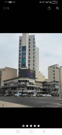 ​🏢فرصة تجارية لا تُعوض في "مجمع زاوية سنتر" - حولي