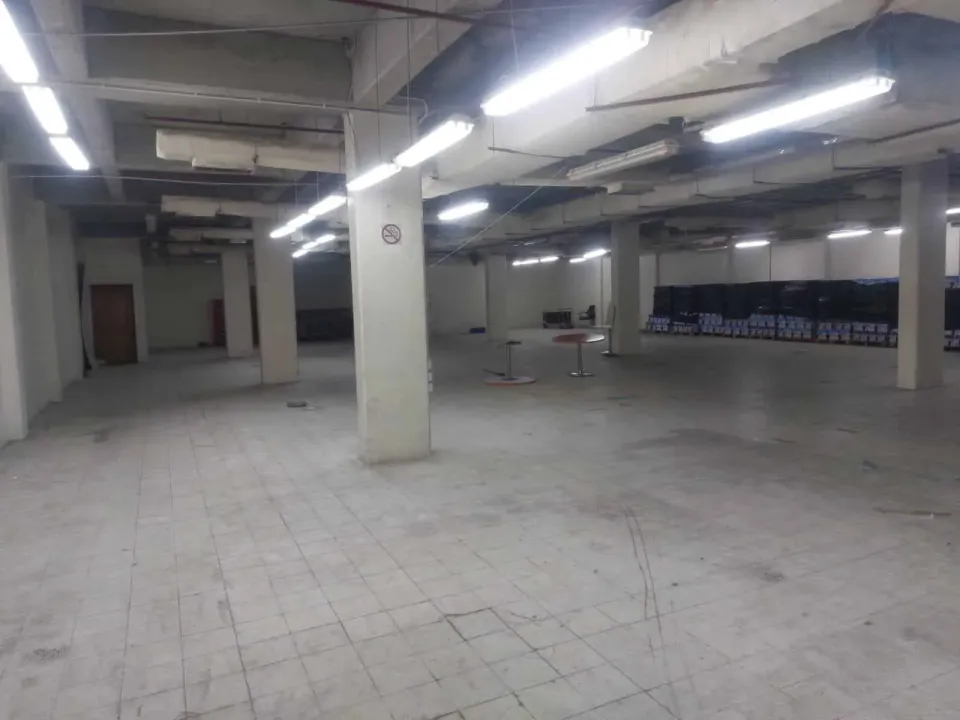 Warehouse For Rent in Herafi Ardiya Industrial