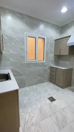 Apartment For Rent in West Abdullah Al Mubarak Almajd