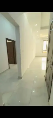 للايجار شقه في سلوى دور ارضي مرتفع