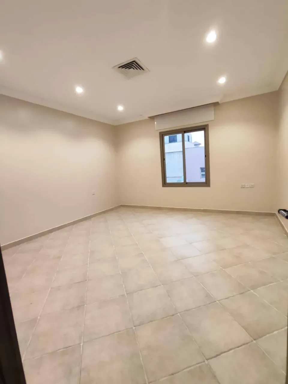 Floor For Rent in Jaber Al Ahmad