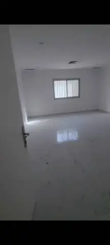 للايجار شقه في سلوى دور ارضي مع حوش مدخل خاص