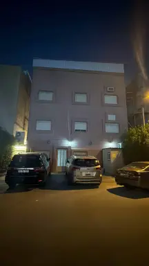 بيت للبيع في العيون