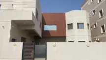 بيت للبيع في صباح الاحمد السكنية