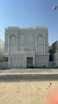 بيت للبيع في صباح الاحمد السكنية