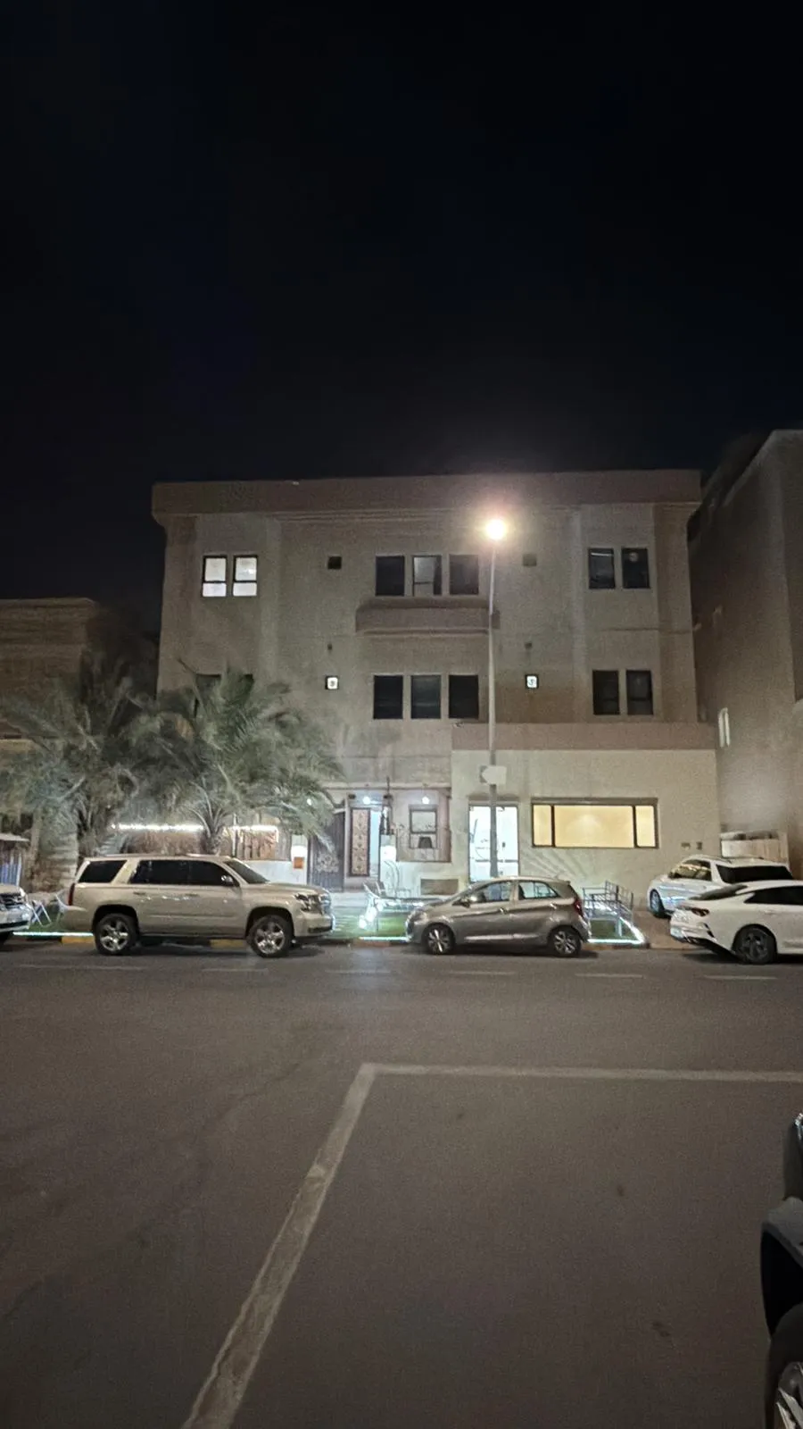 بيت للبيع في عبد الله المبارك - غرب الجليب