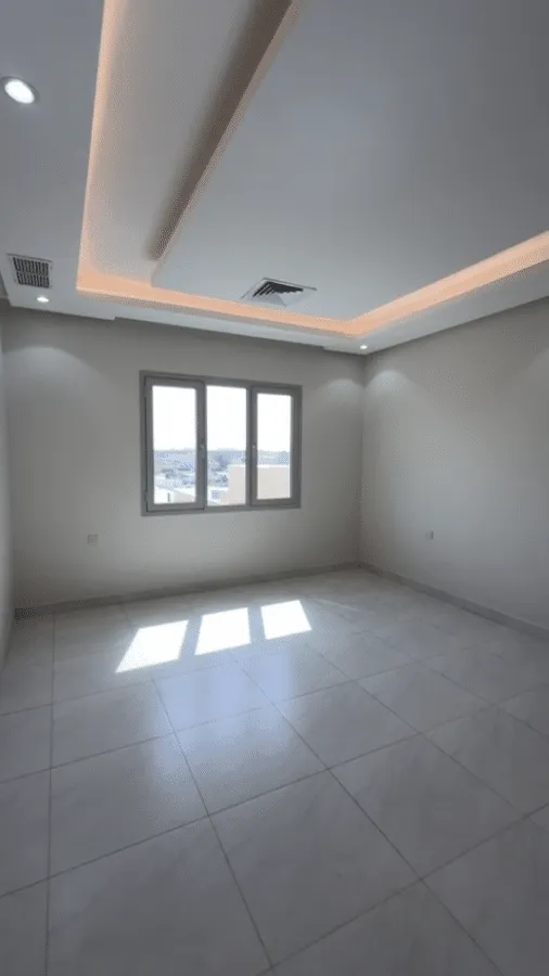 Apartment For Rent in Khaldiya